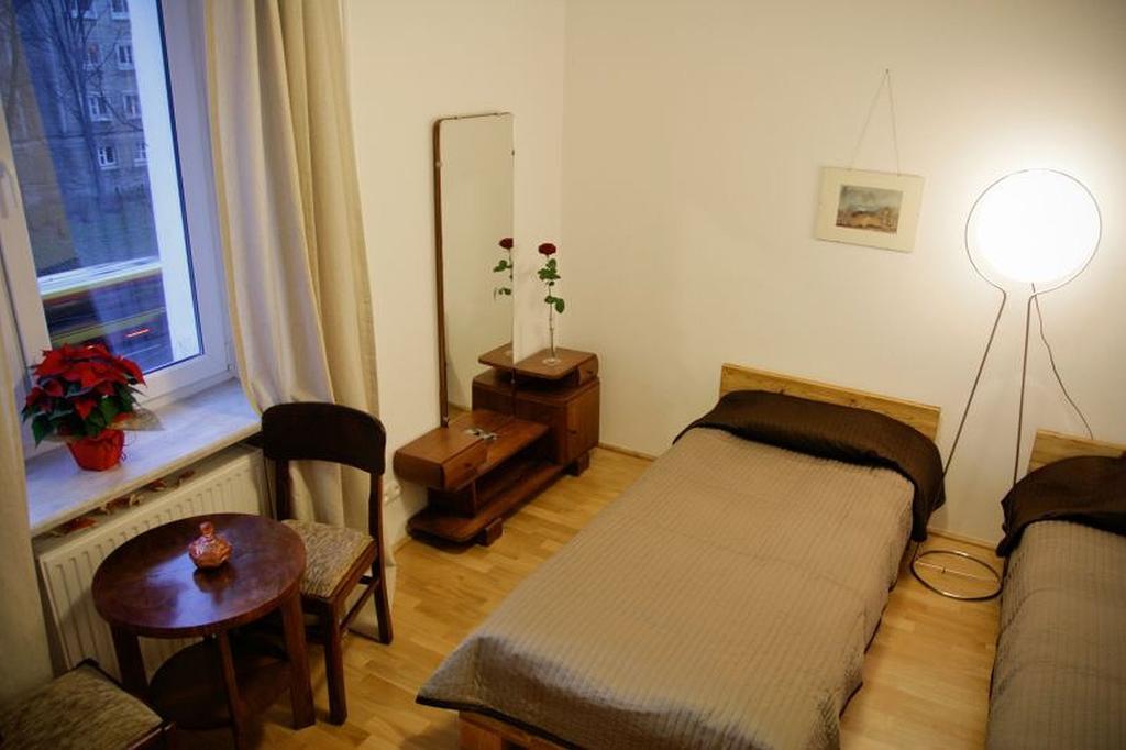 Apartment4You - Solidarnosci Varşova Dış mekan fotoğraf